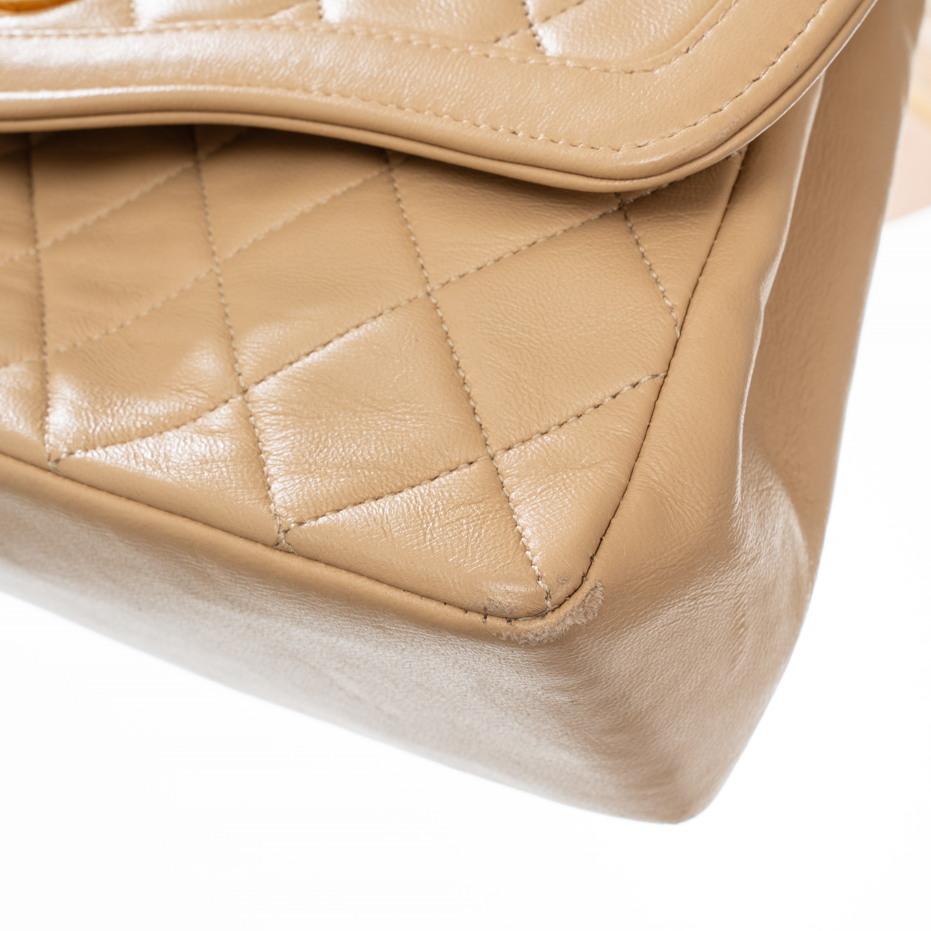 Chanel Single Flap Vintage in pelle d’agnello beige (1989-1991)