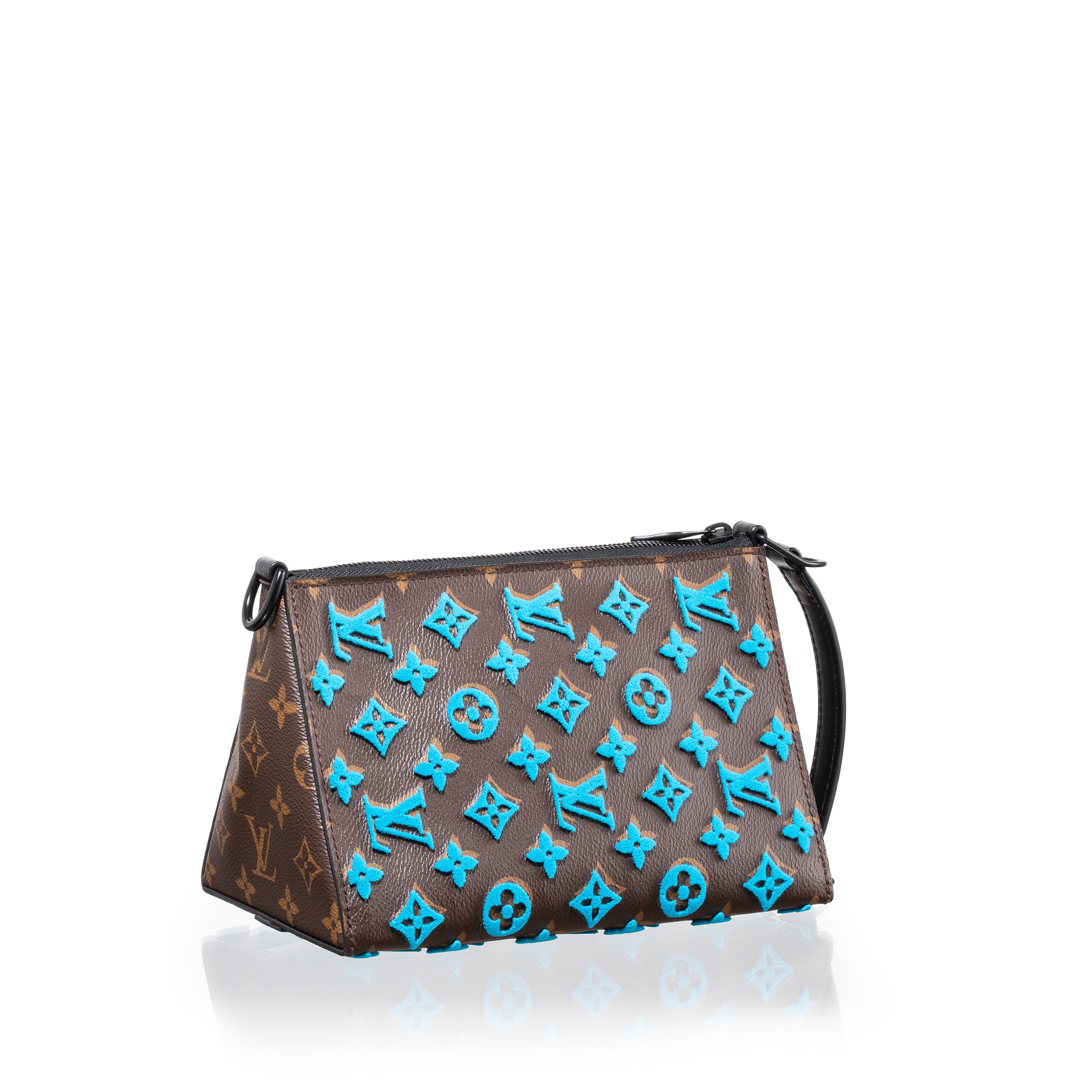 Louis Vuitton - Triangle Messenger Tuffetage