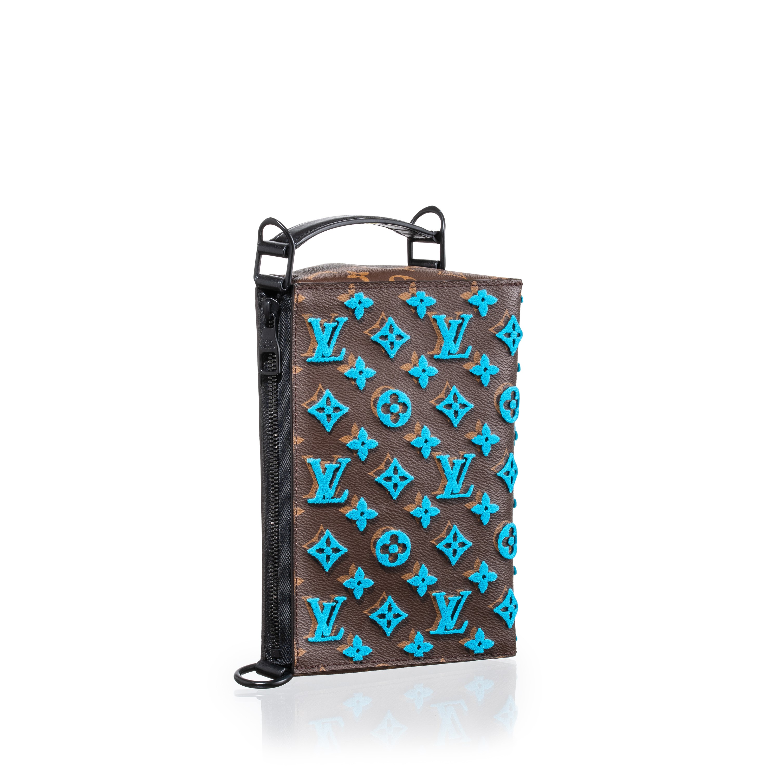 Louis Vuitton - Triangle Messenger Tuffetage