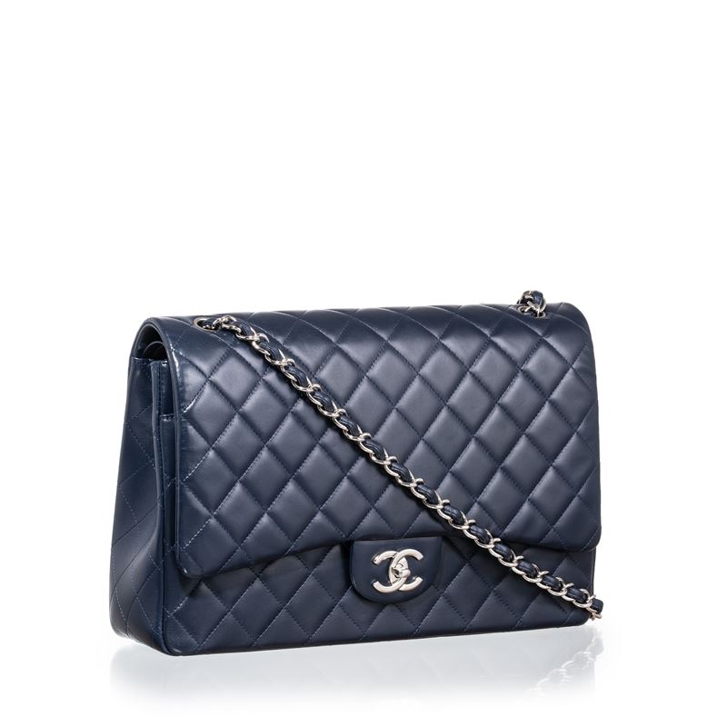 Chanel - Timeless Maxi Jumbo in pelle d’agnello blu con hardware palladio (2011)