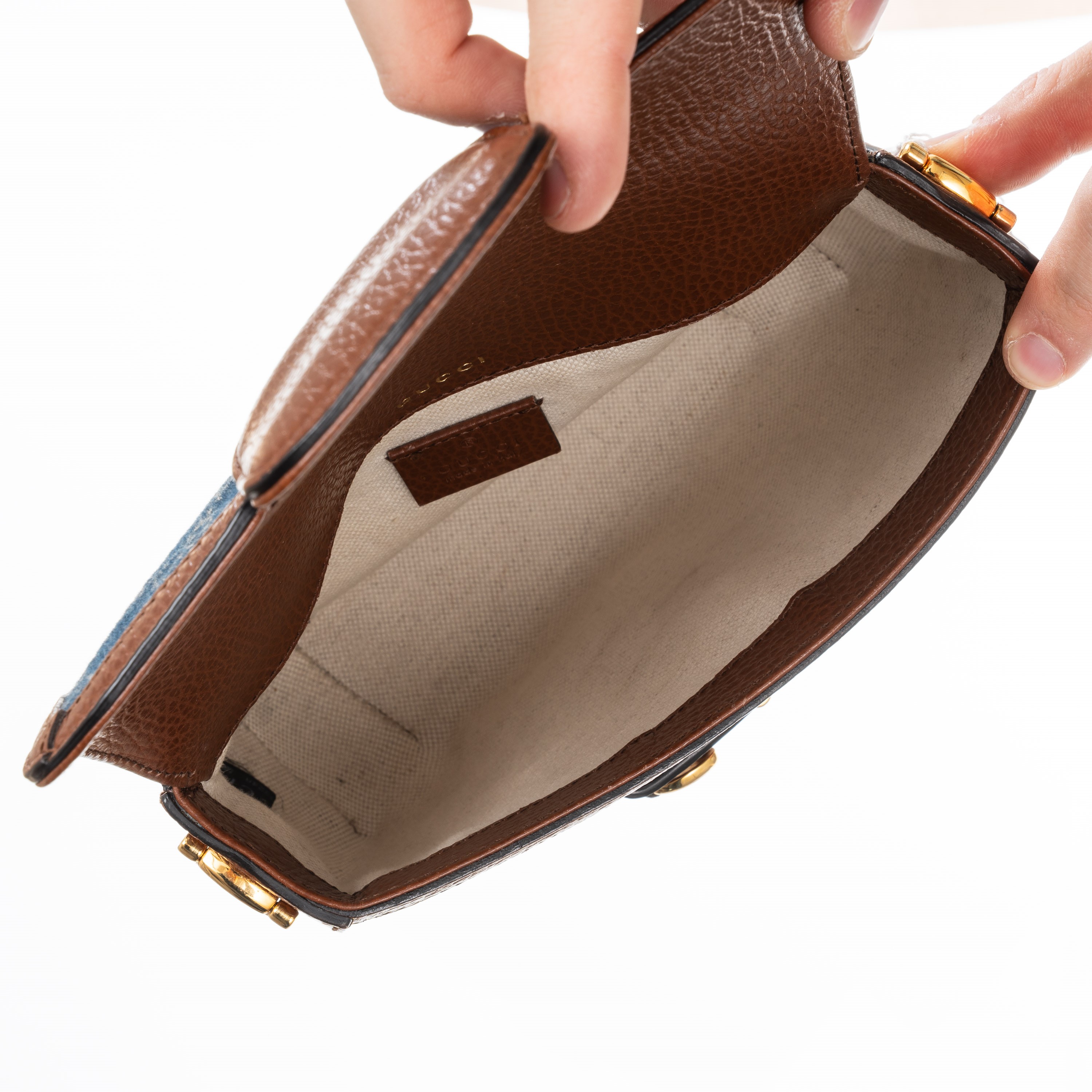Gucci - Borsa a spalla Horsebit 1955 piccola in denim e pelle con hardware dorato