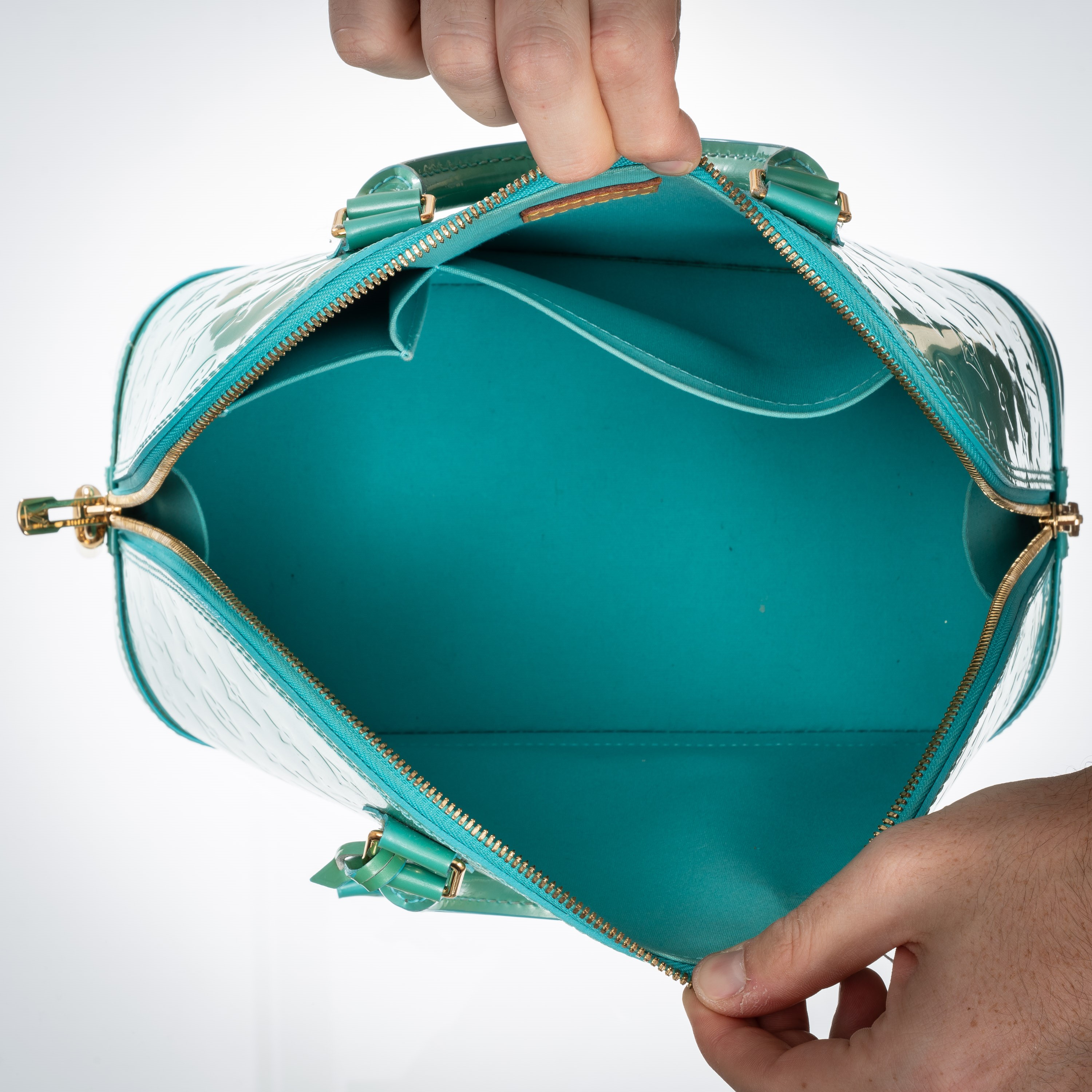 Louis Vuitton - Alma PM Monogram Vernis in pelle verniciata azzurra (2012)