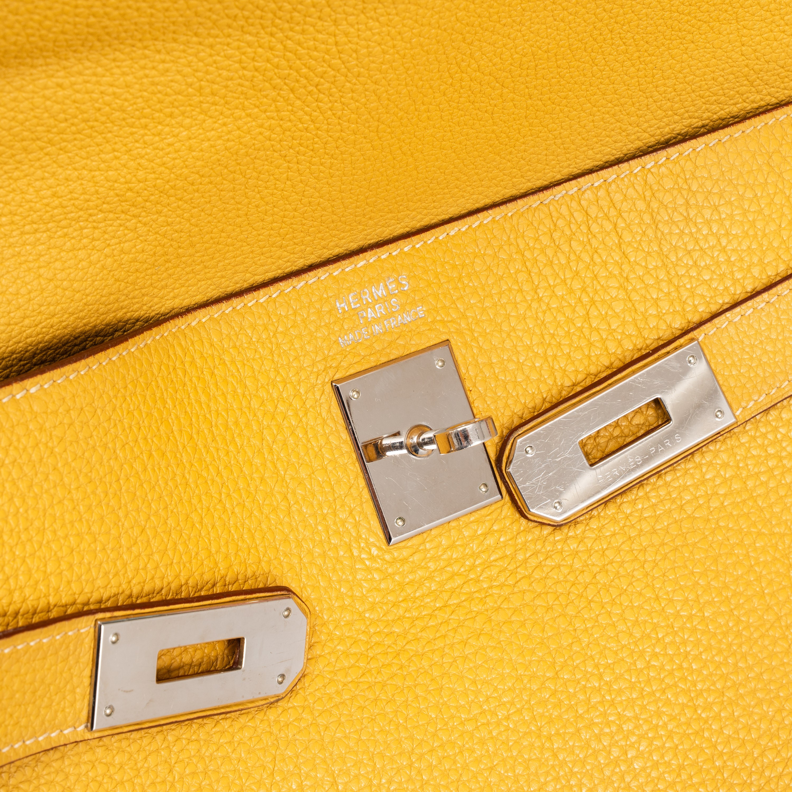 Hermès - Kelly 40 Retourné in taurillon clemence giallo, metalleria palladio (2009)