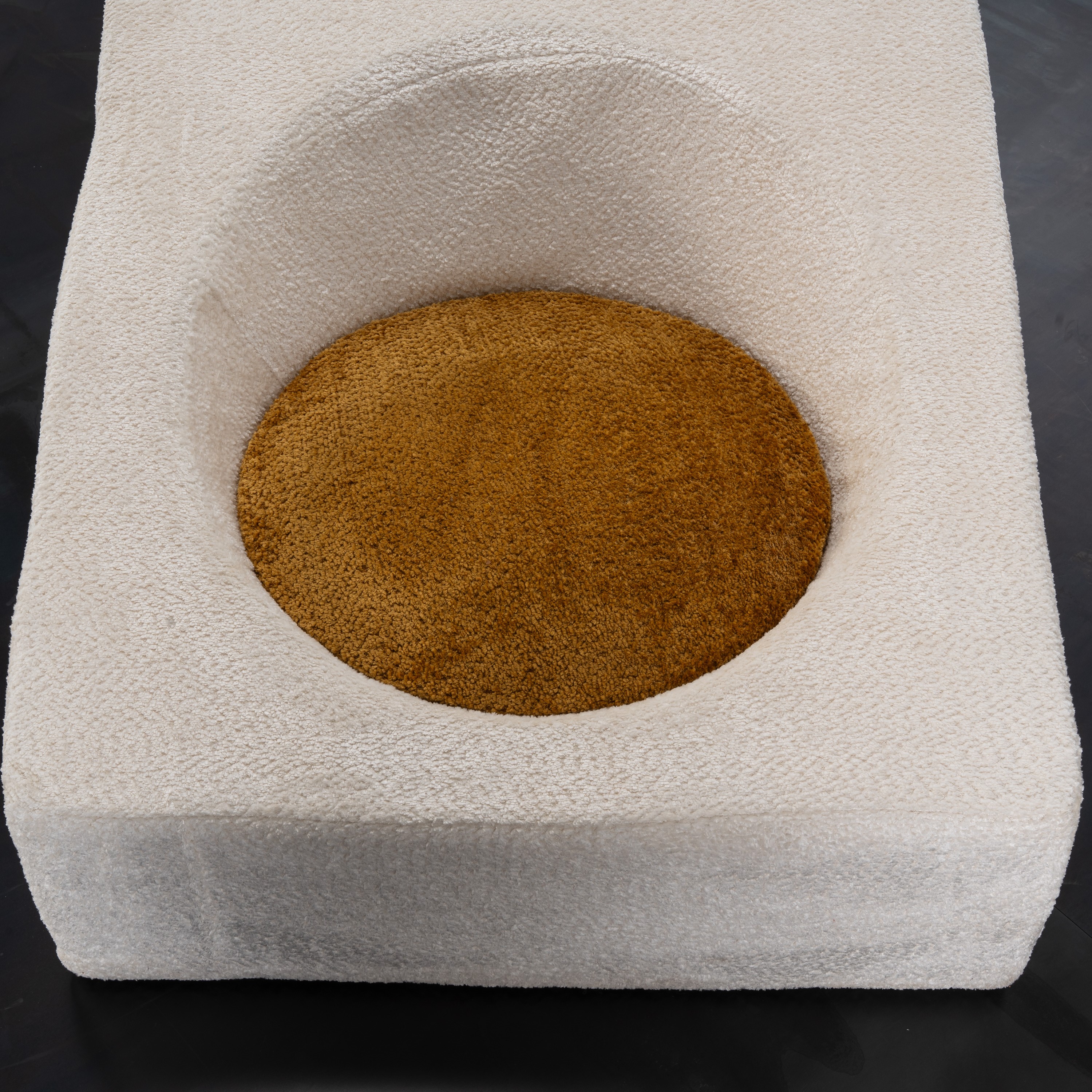 Anonimo - Set di due poltrone in tessuto bouclé