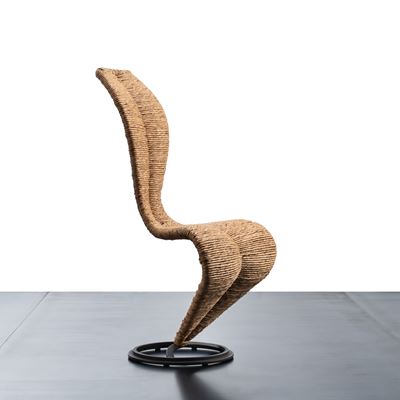 Sedia “S-Chair” in metallo e vimini intrecciato
