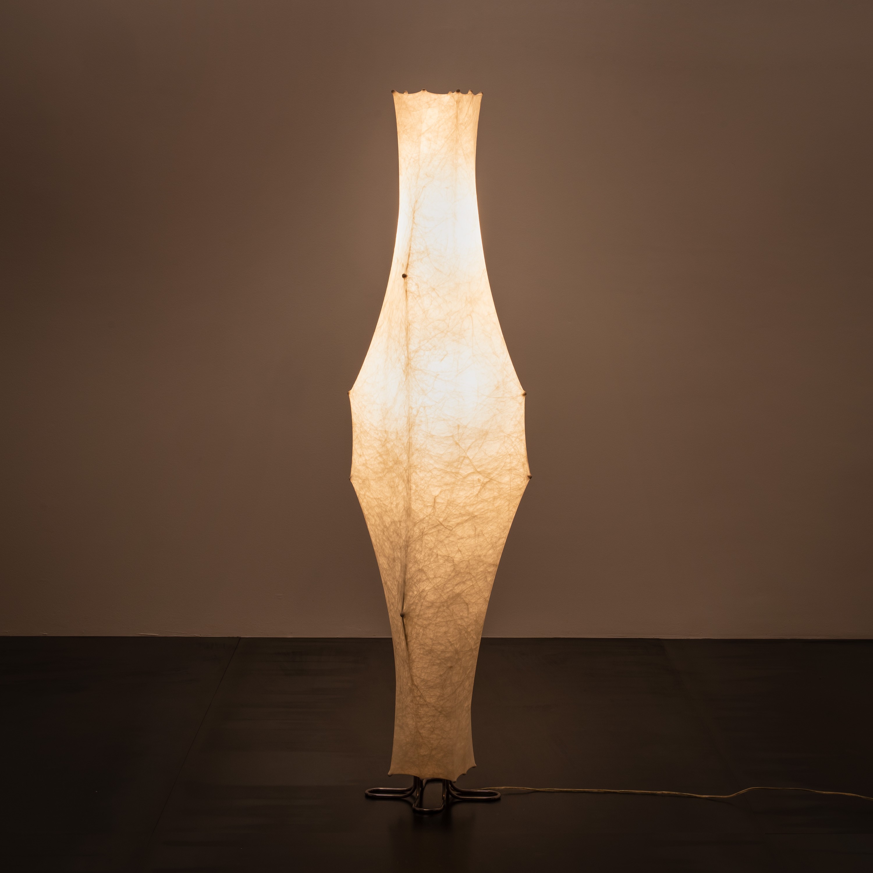 Tobia Scarpa - Piantana “Fantasma”