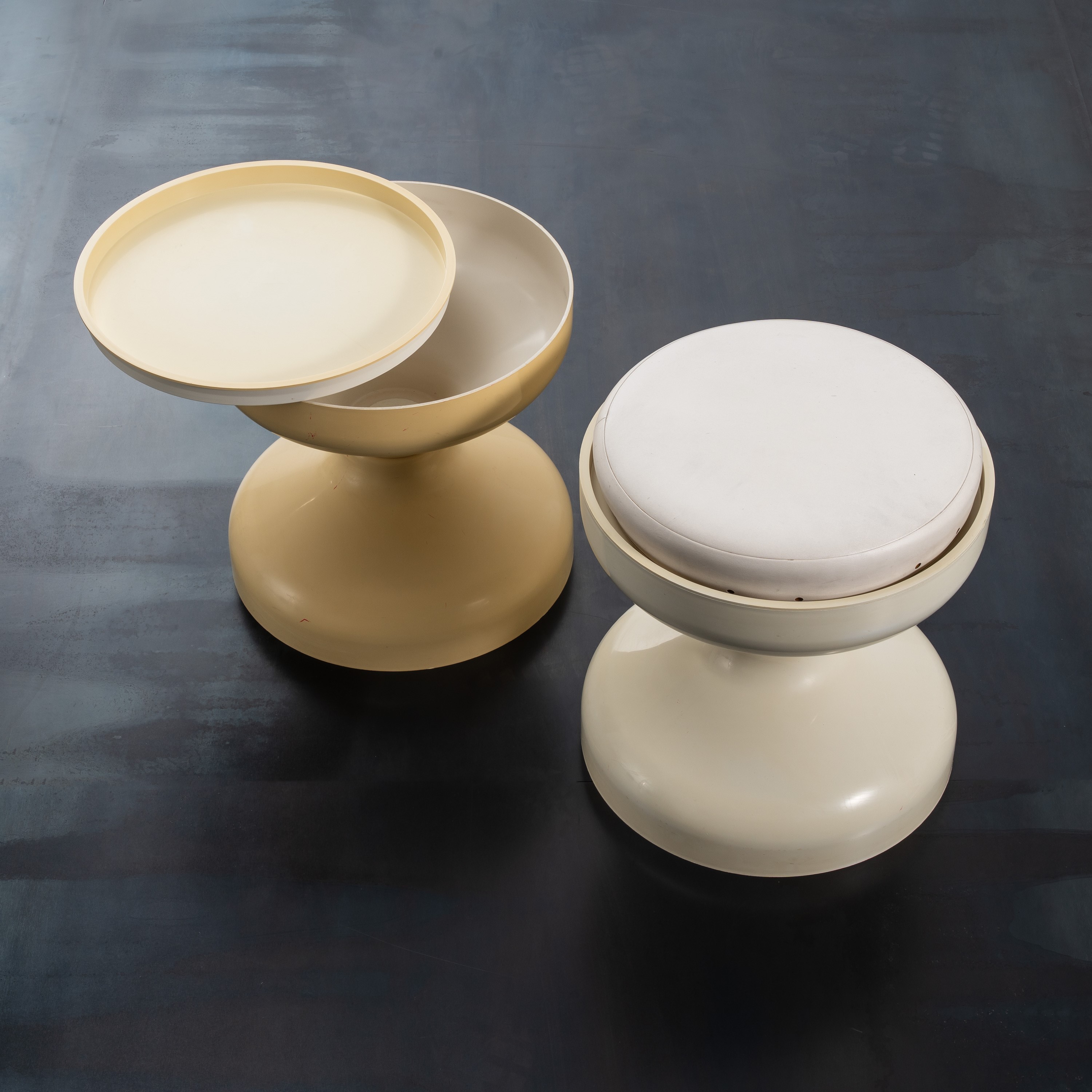 Achille e Pier Giacomo Castiglioni - Coppia di rocchetti stool e side table