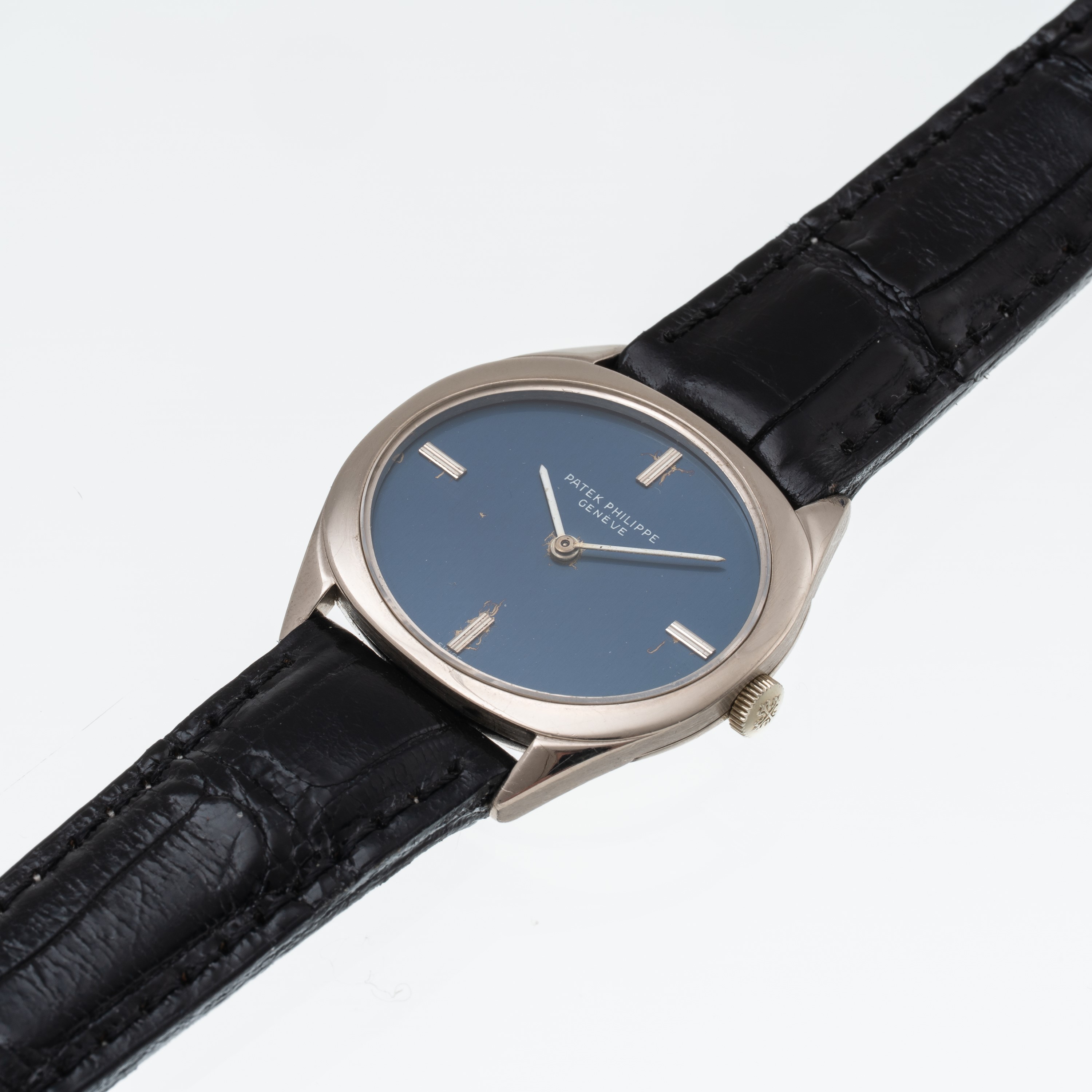 Patek Philippe - Ellipse, orologio solo tempo a carica manuale in oro bianco 18 kt con quadrante ...