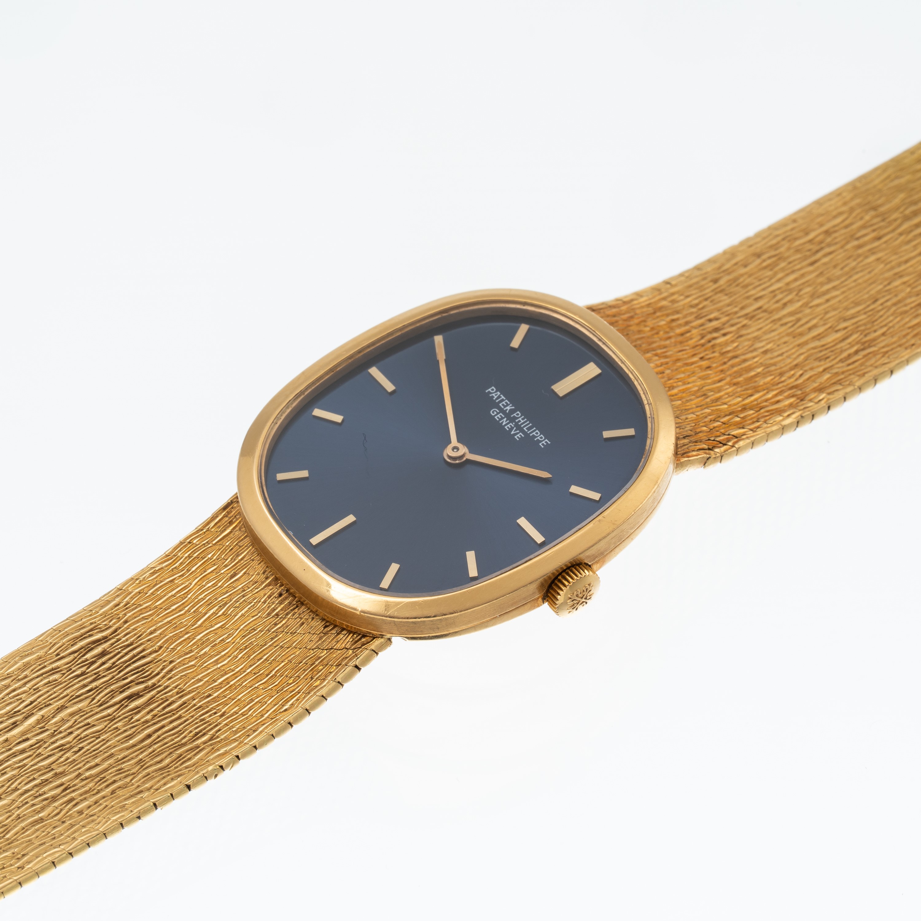 Patek Philippe - Ellipse, orologio solo tempo a carica manuale in oro giallo 18 kt con quadrante ...