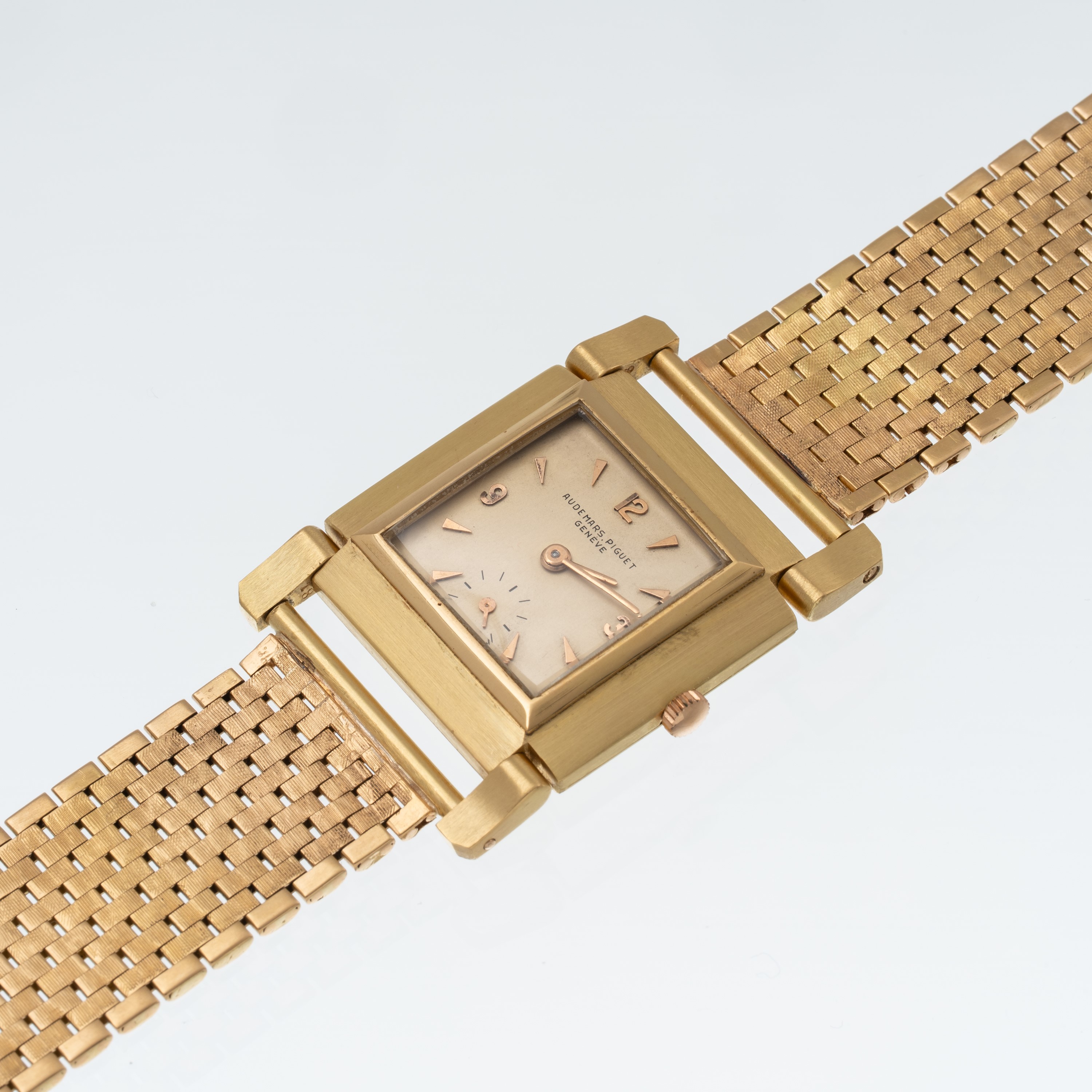 Audemars Piguet - Orologio Solo Tempo a carica manuale in oro giallo 18 kt con piccoli secondi e ...