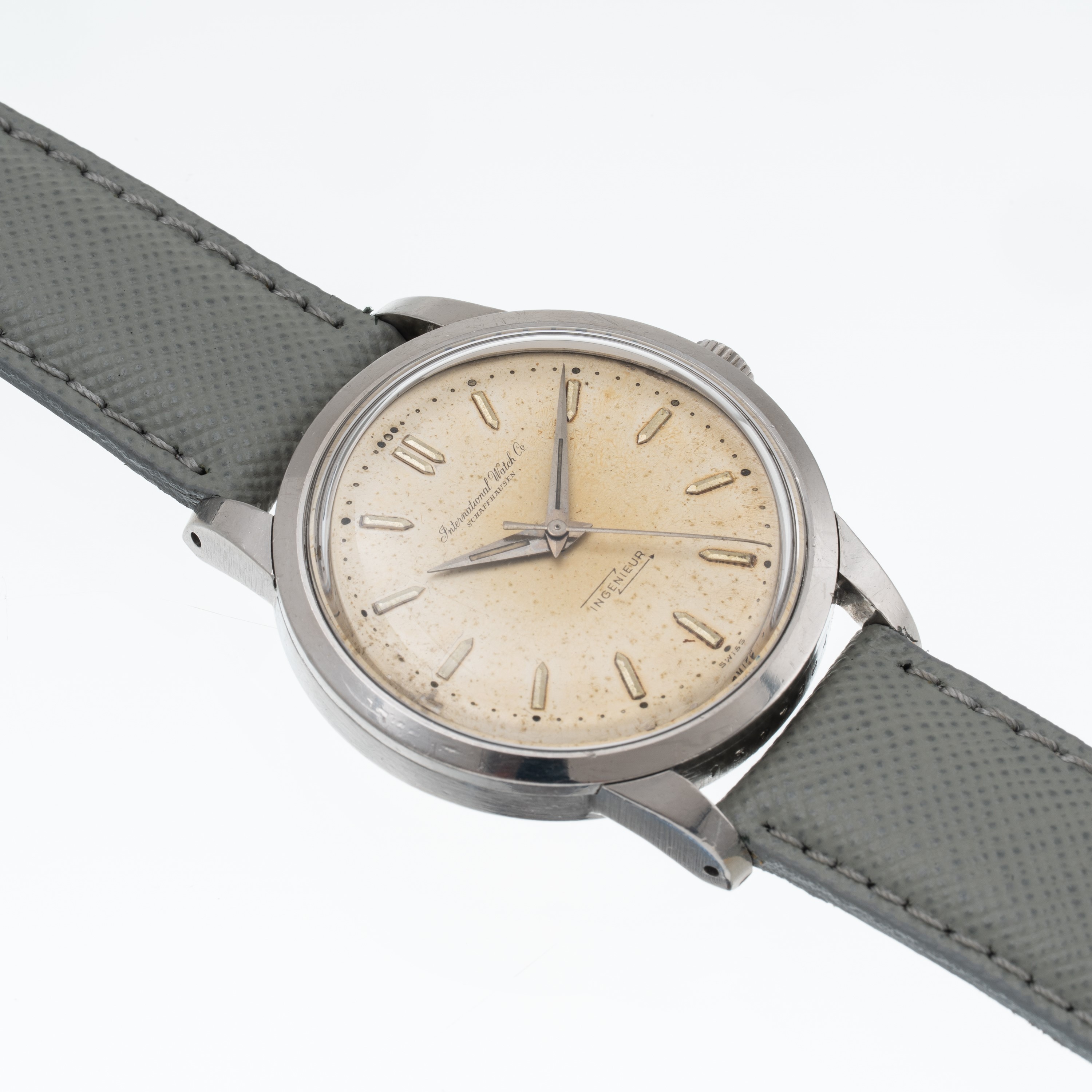 Iwc - Ingenieur 666, orologio solo tempo automatico in acciaio con quadrante crema