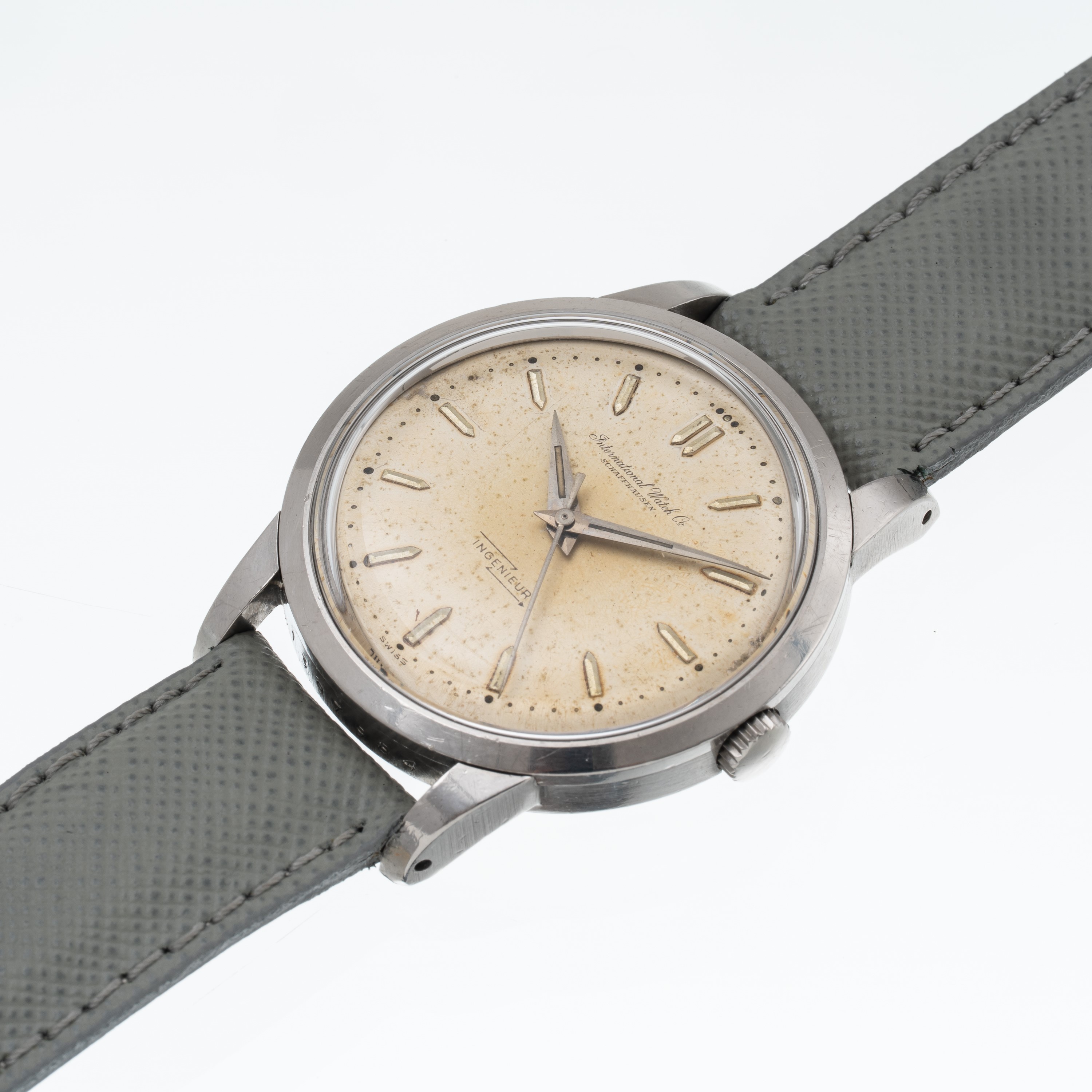 Iwc - Ingenieur 666, orologio solo tempo automatico in acciaio con quadrante crema