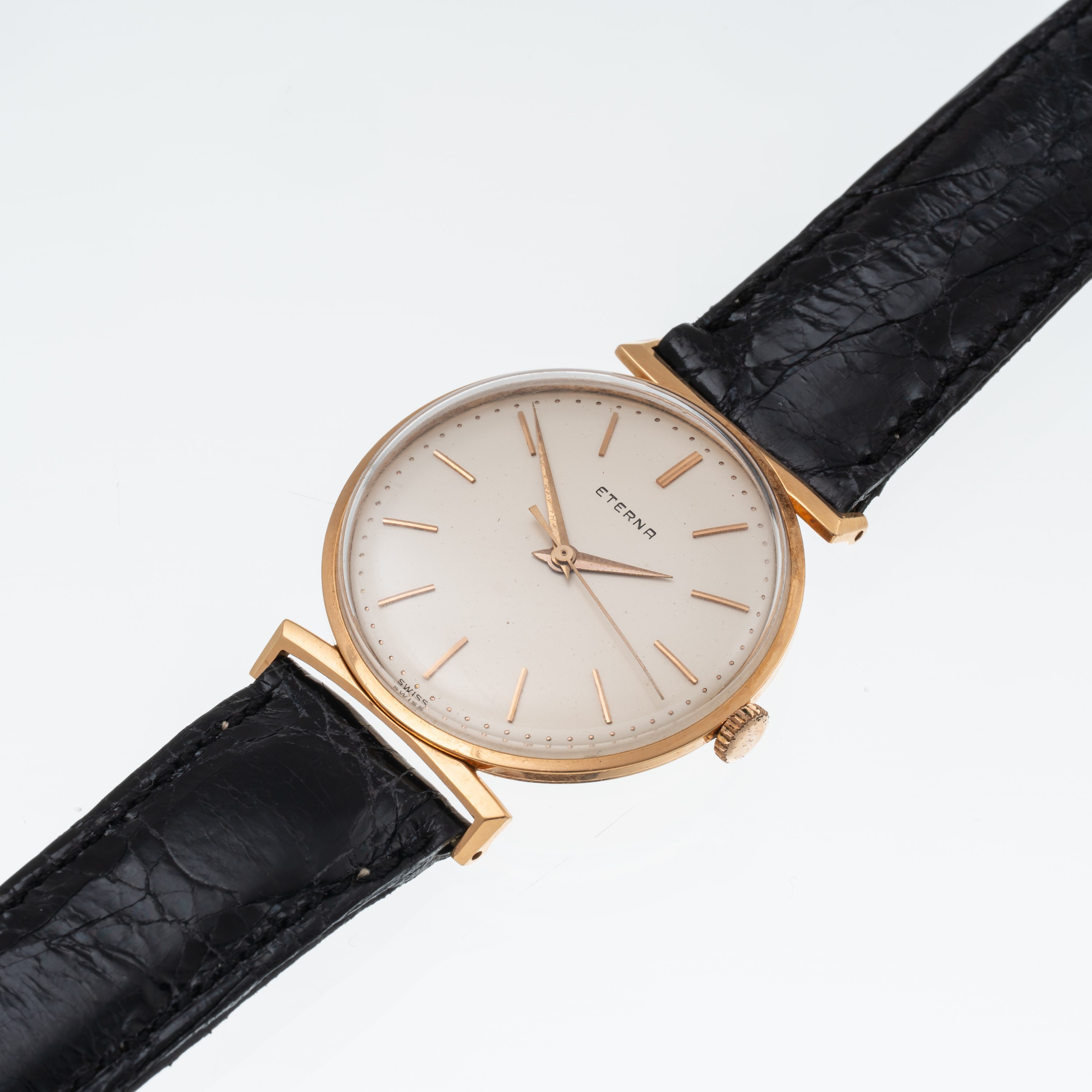 Eterna - Orologio da polso Solo Tempo a carica manuale in oro rosa 18 kt con quadrante bianco