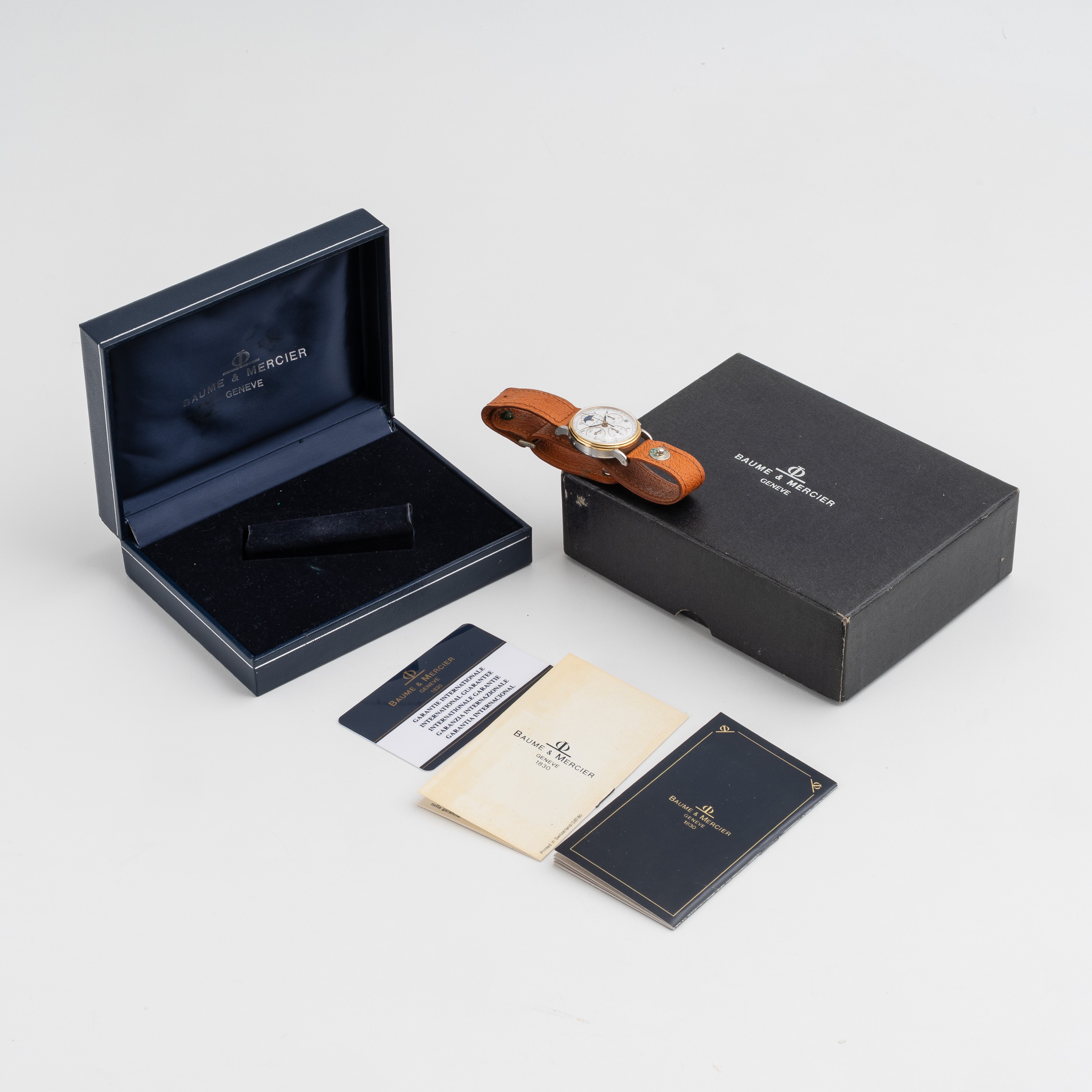 Baume Et Mercier - Baume & Mercier, Cronografo a carica manuale con fasi lunari e datario