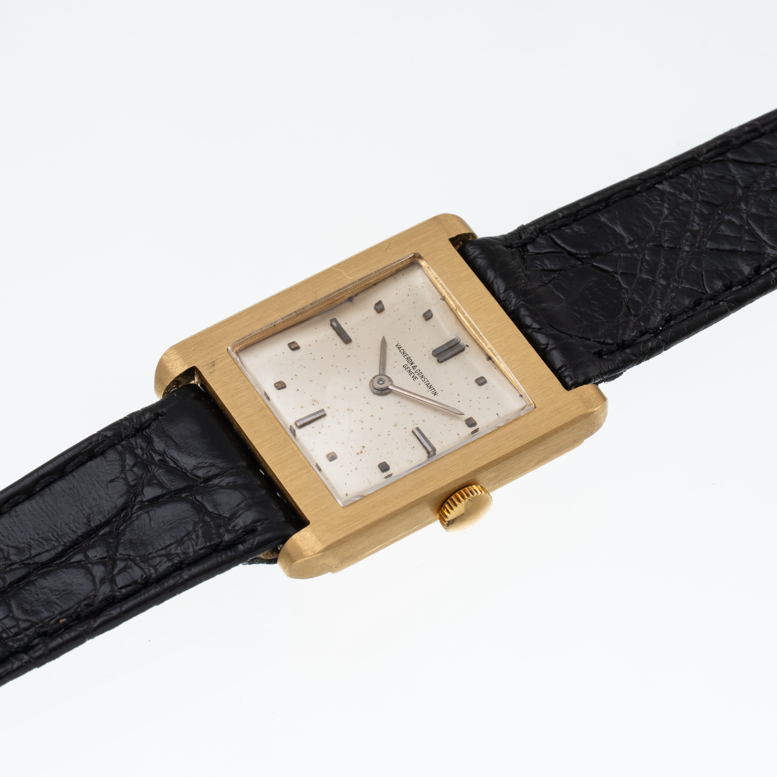 Vacheron Constantin - Tank, orologio solo tempo in oro giallo 18 kt a carica manuale (ref. 6913)