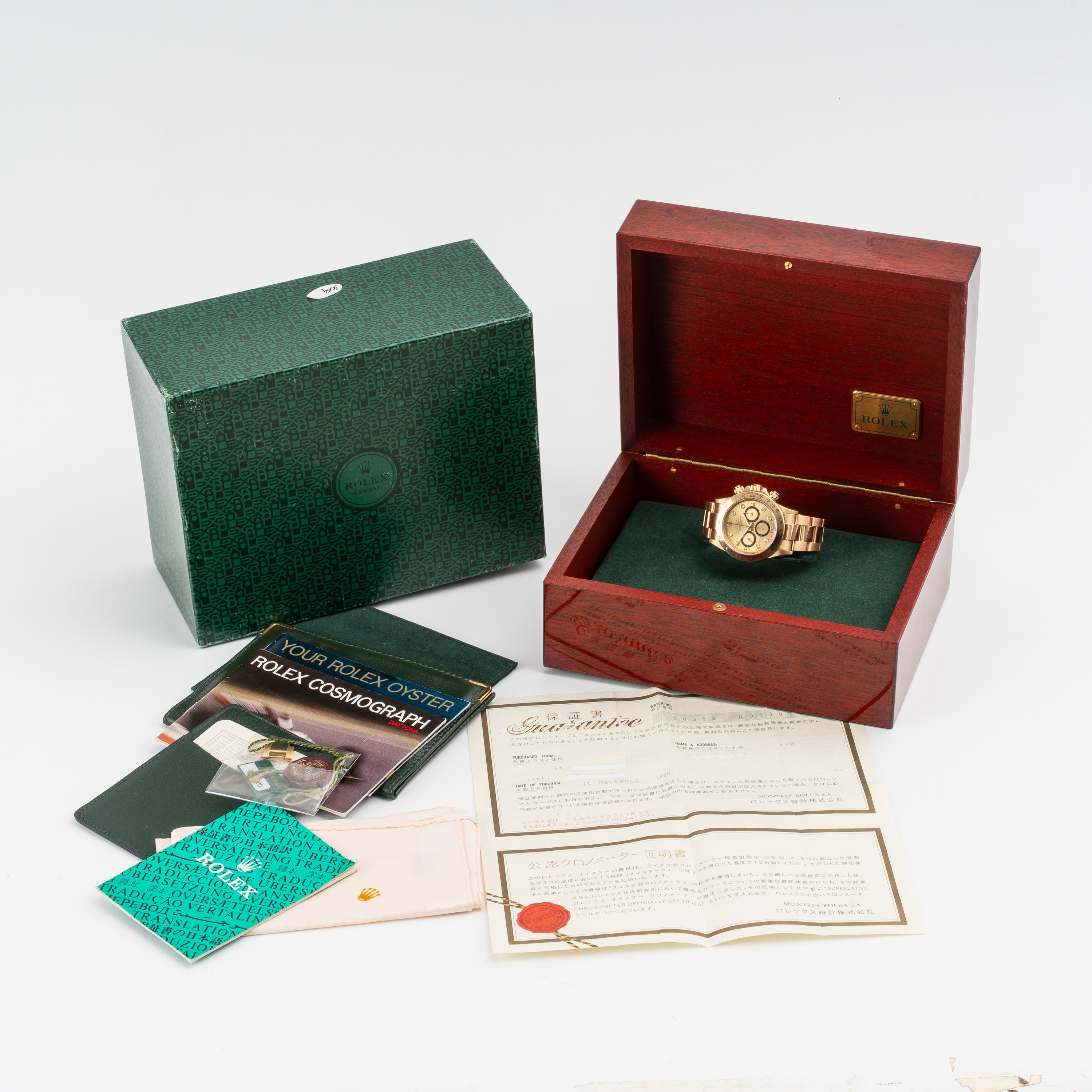 Rolex - Daytona 16528, cronografo automatico in oro giallo 18 kt con quadrante champagne a quattr...