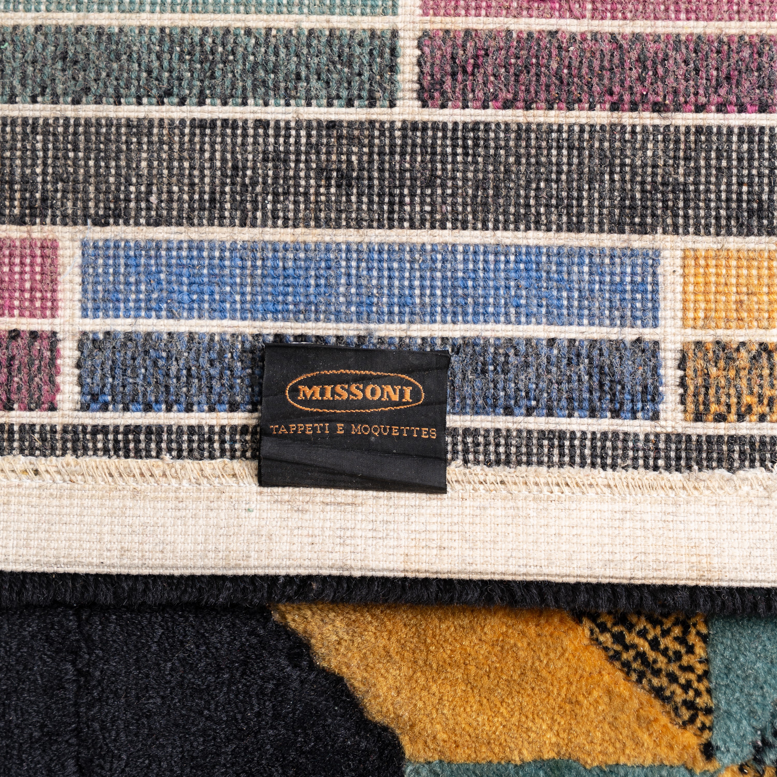 Missoni - Tappeto in lana con ordito in fibre artificiali (produzione anni '80)
