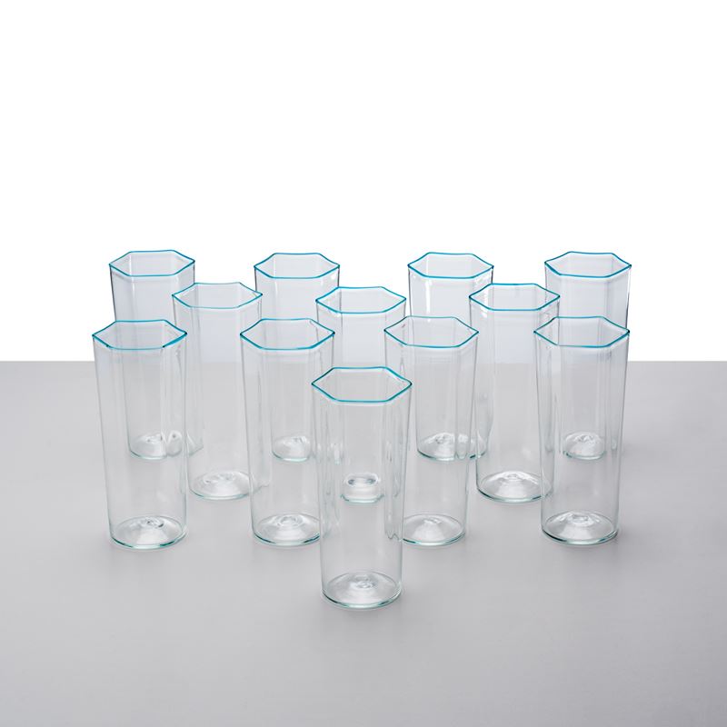 Carlo Scarpa - Dodici bicchieri della serie “Esagonali” in vetro soffiato (produzione Venini, ann...
