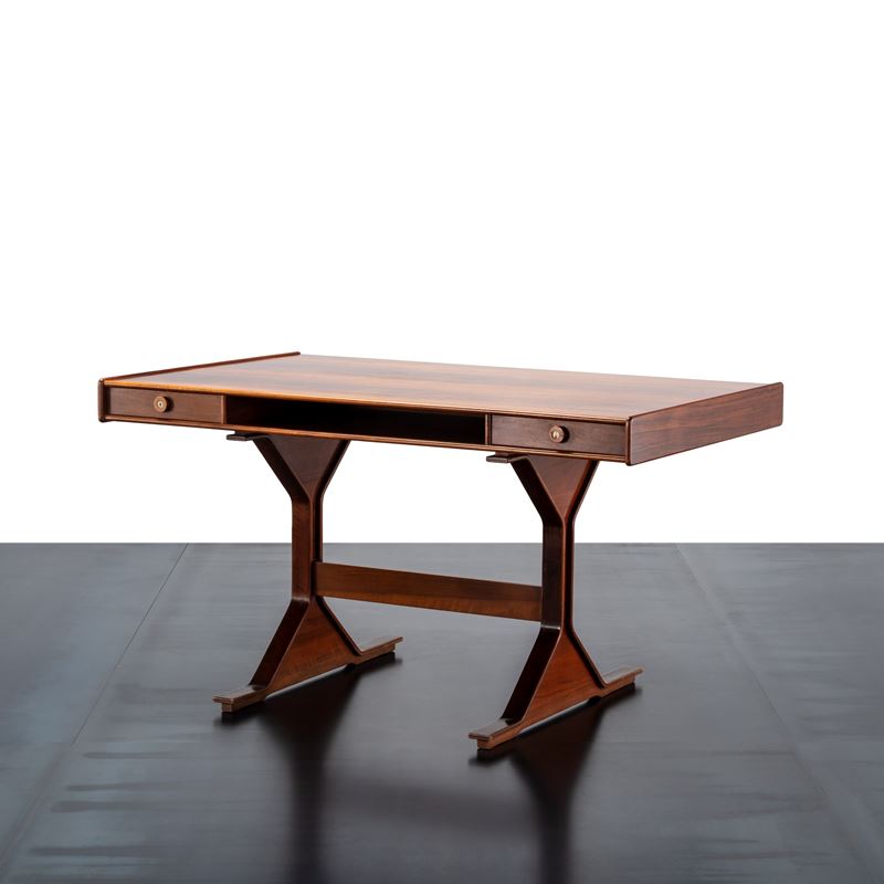 Gianfranco Frattini - Console in legno laccato