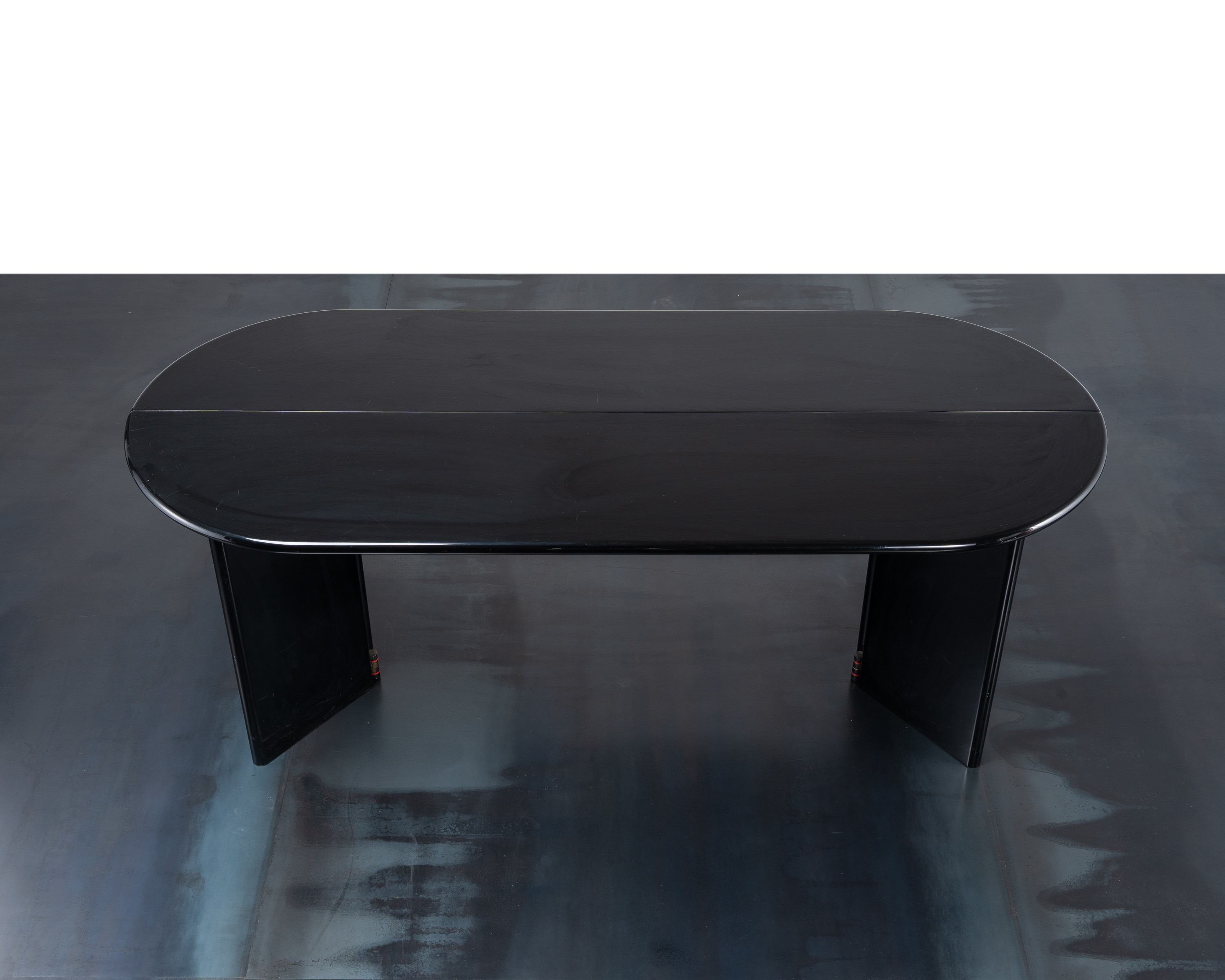 Kazuhide Takahama - Console “Antella” in legno laccato nero