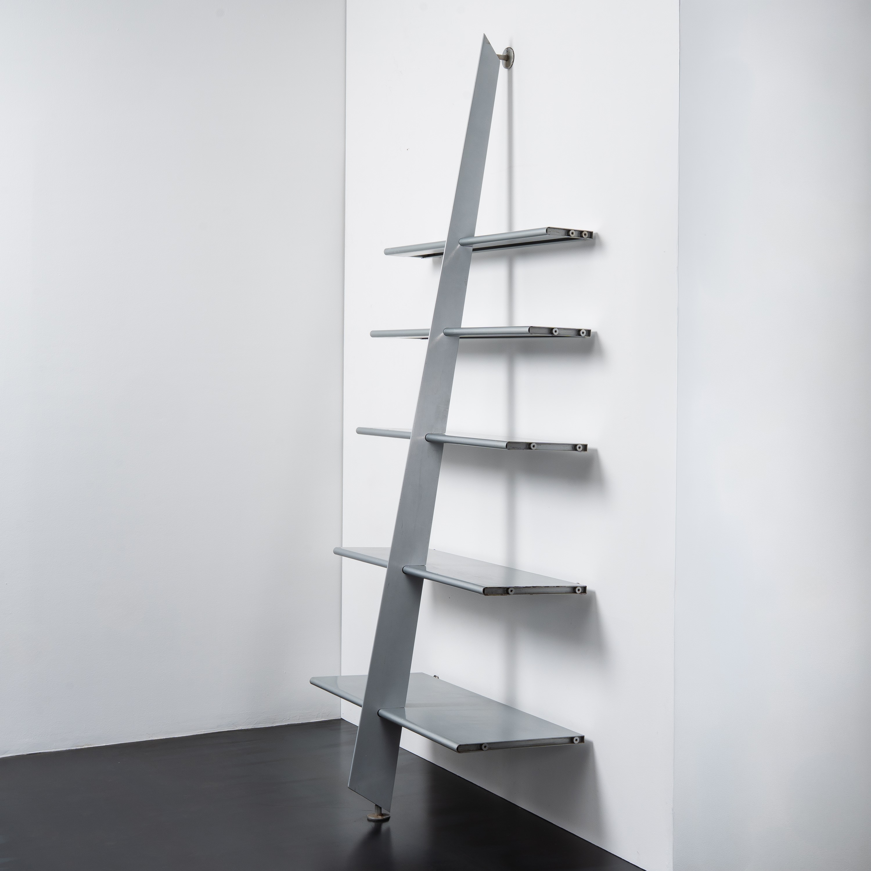Philippe Starck - Libreria “Mac Gee”