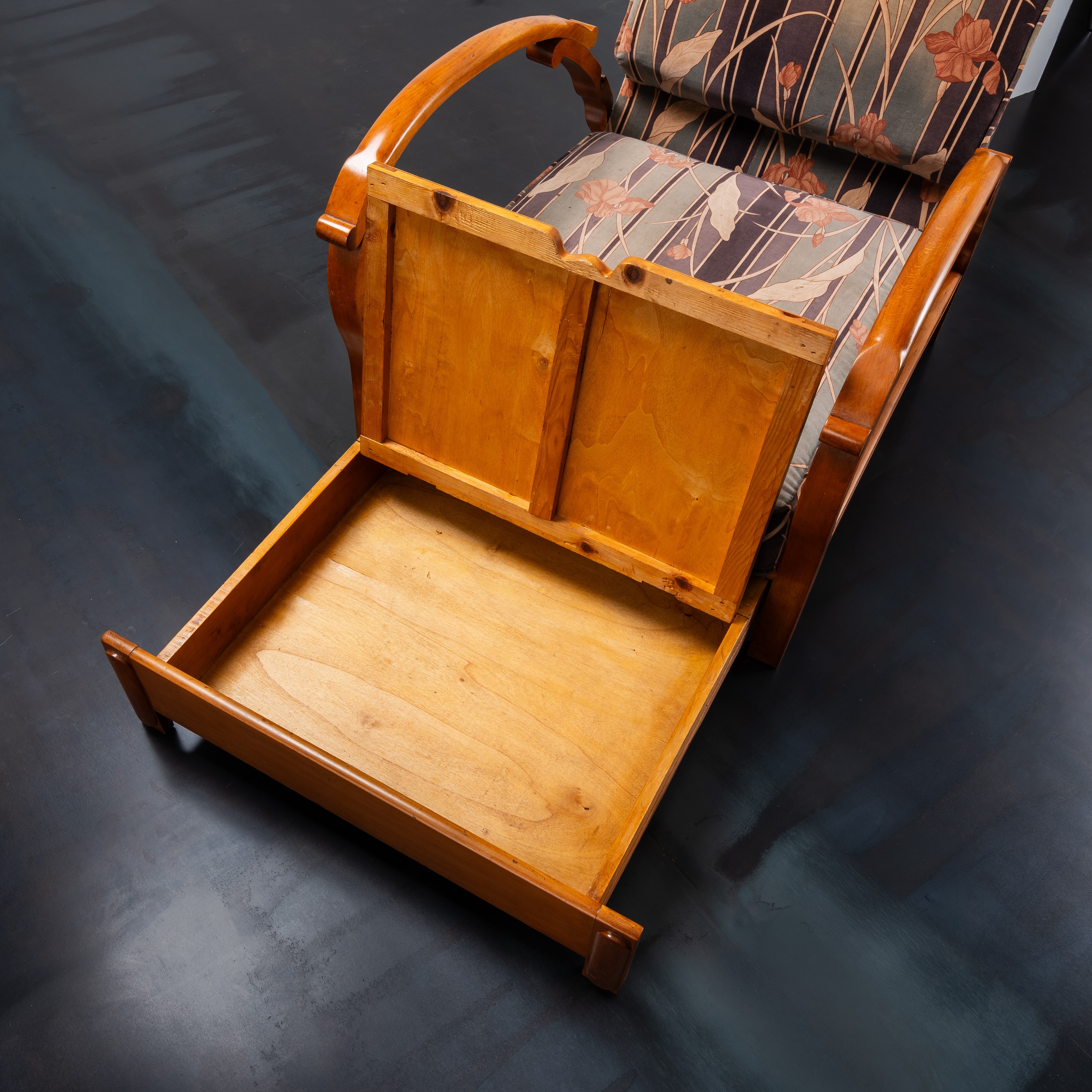 Anonimo - Chaise longue reclinabile in tre posizioni