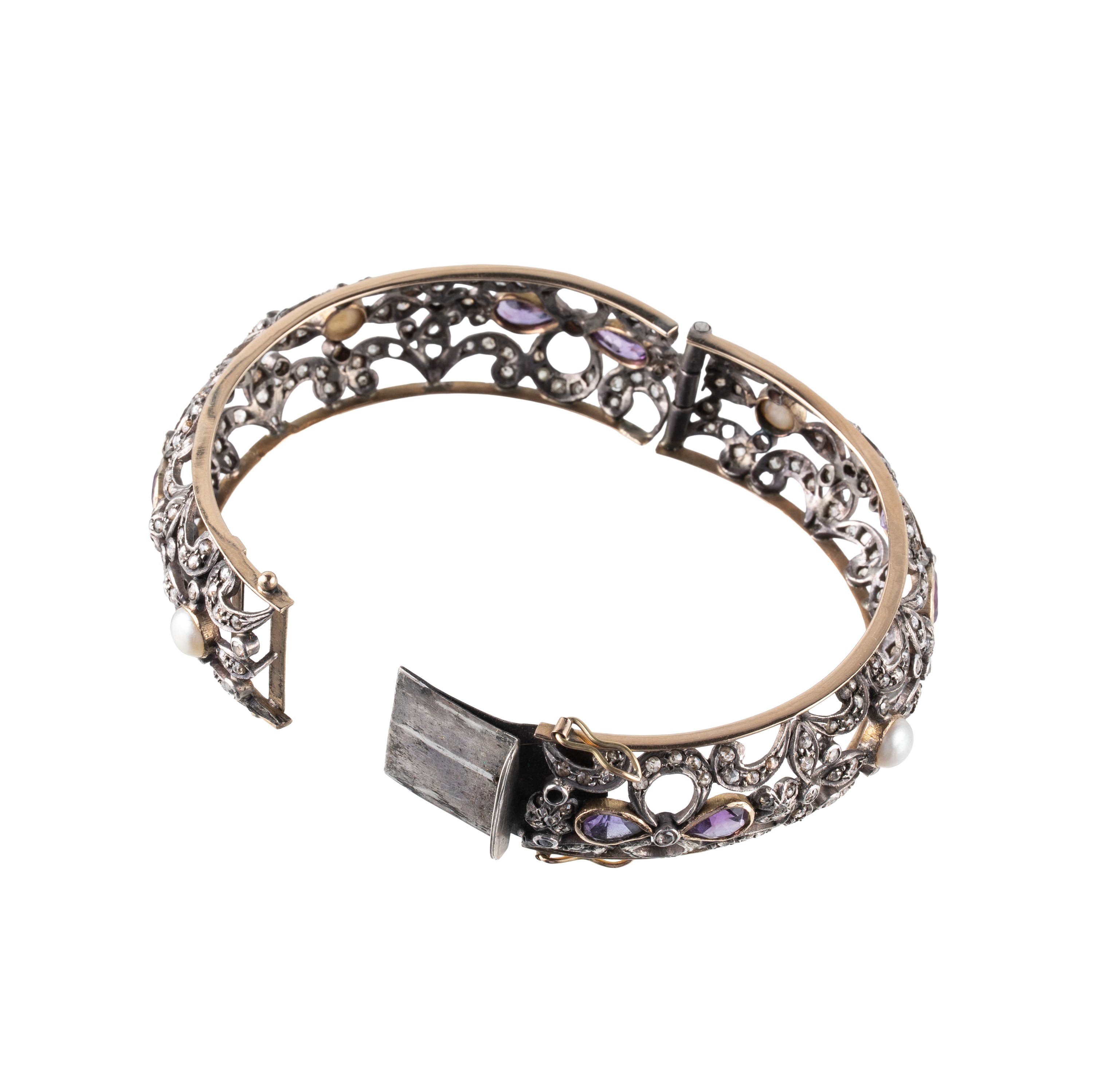 Bracciale rigido, oro 18 kt e argento, perle e ametiste con chiusura a snodo