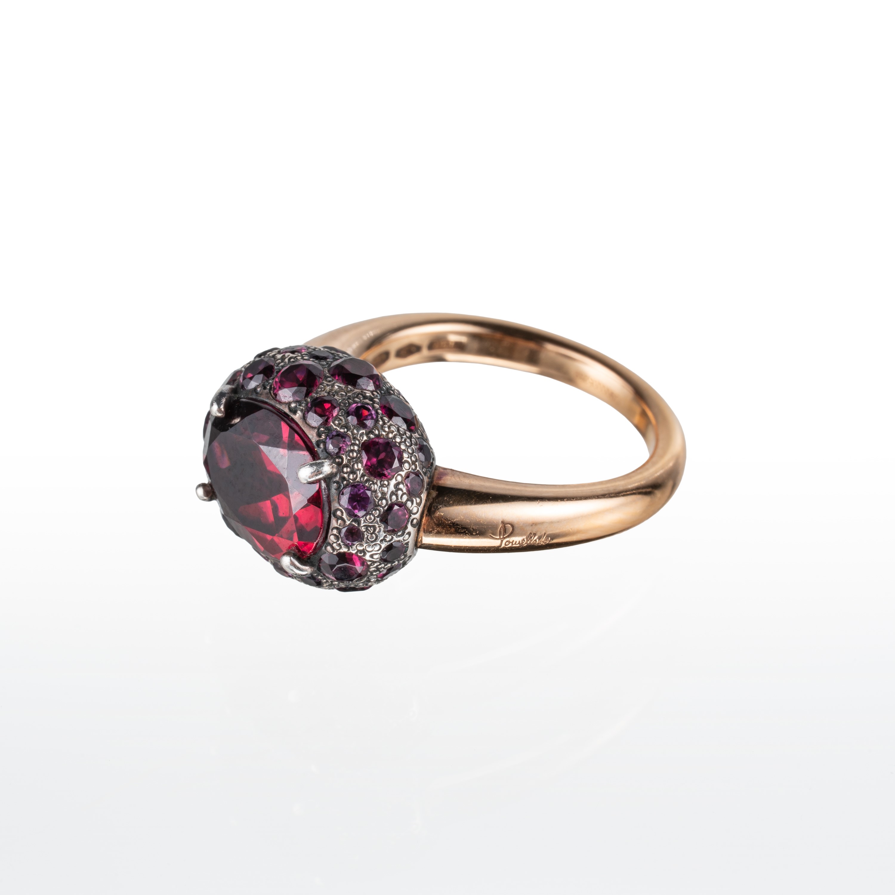 Pomellato - Anello Tabù in oro rosa 18 kt con granati rodolite