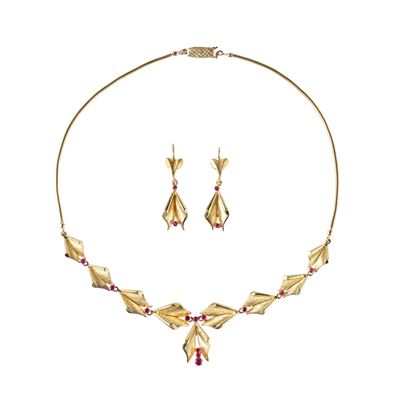 Parure in oro 18 kt con rubini, girocollo e orecchini