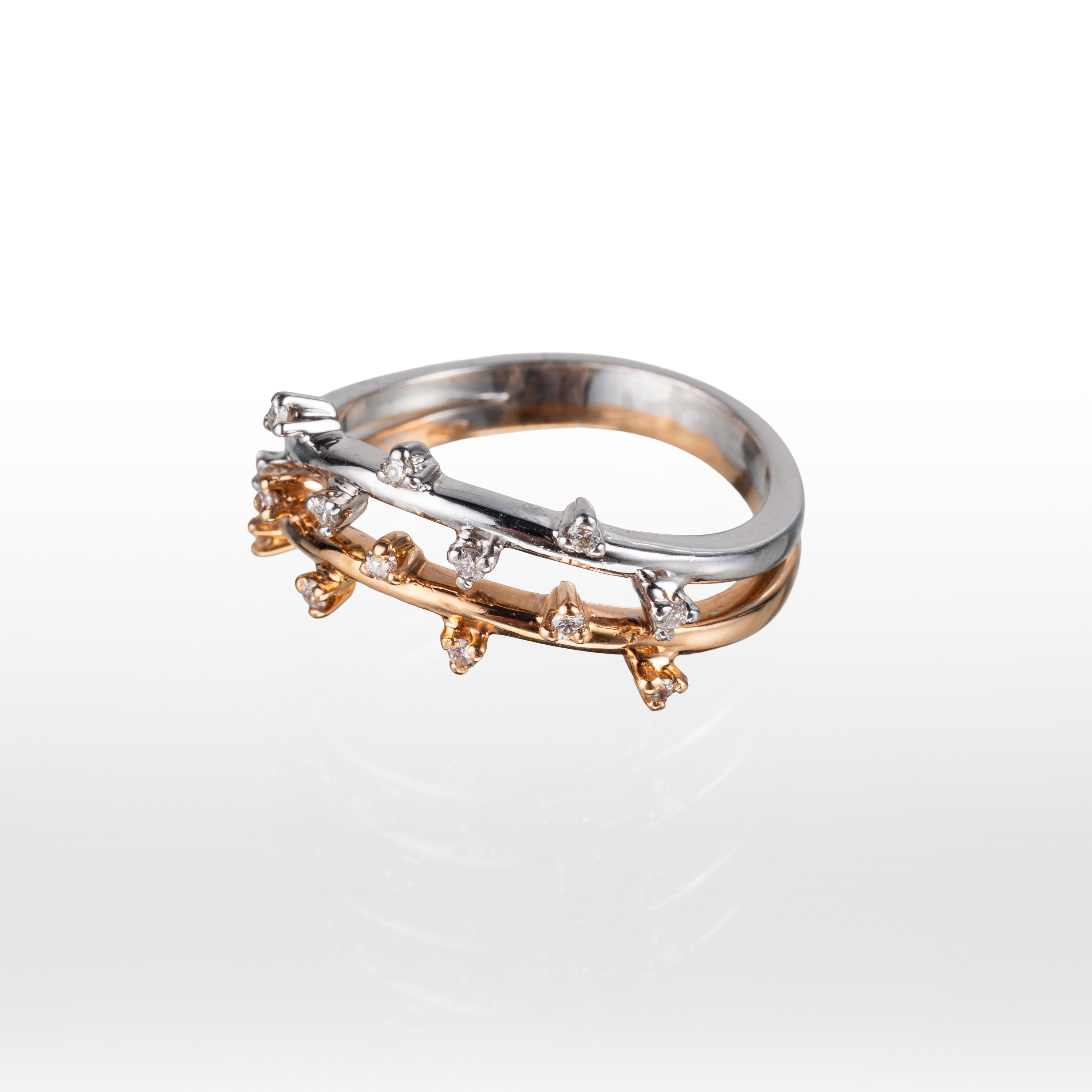Anello in oro bianco e oro rosa 18 kt con diamanti