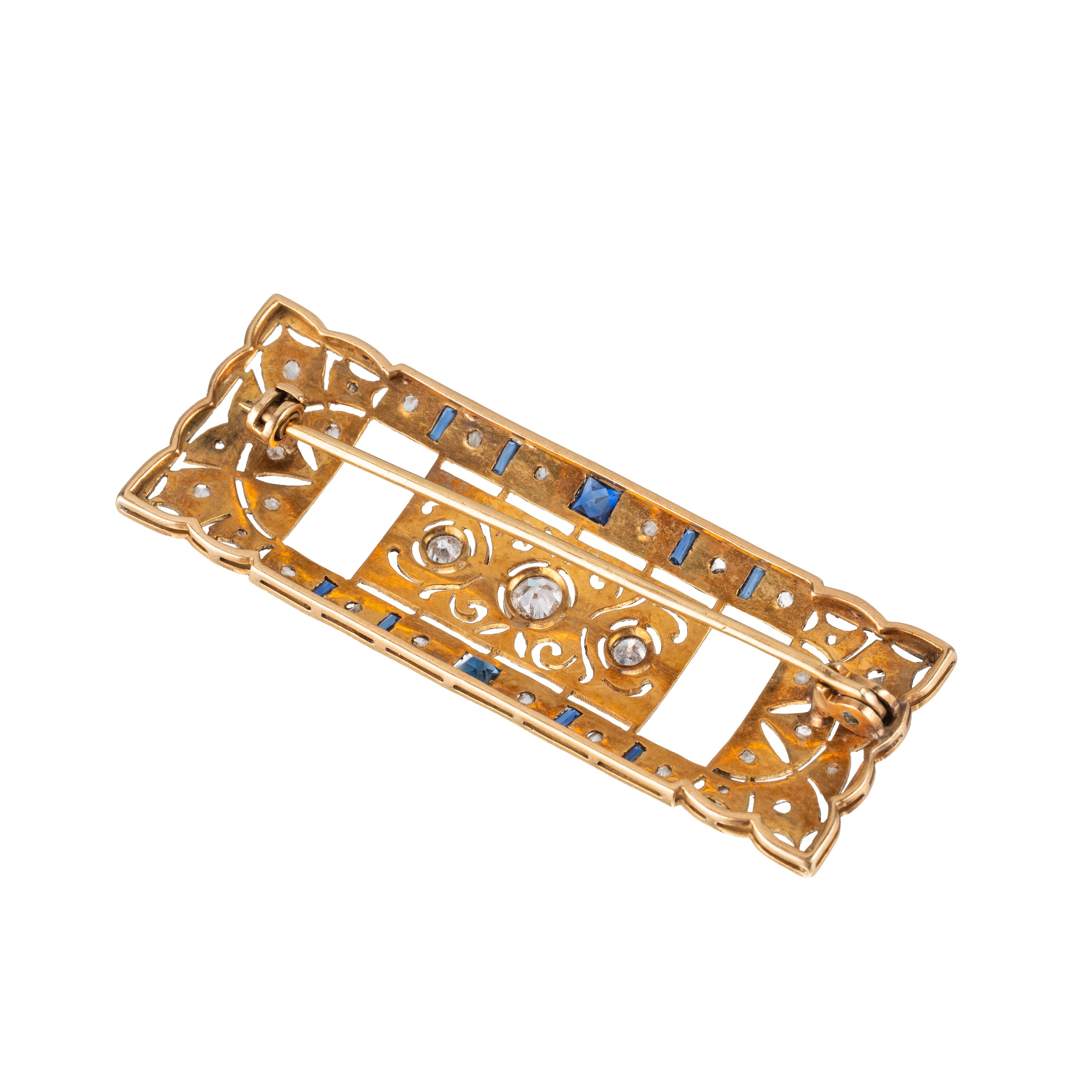 Spilla rettangolare, platino e oro 18 kt, con diamanti e zaffiri