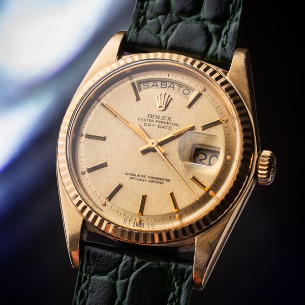 ROLEX - DAY DATE OROLOGIO DAY DATE IN ORO GIALLO 18KT A CARICA AUTOMATICA CON QUADRANTE 'LINEN' SIGMA  [..]