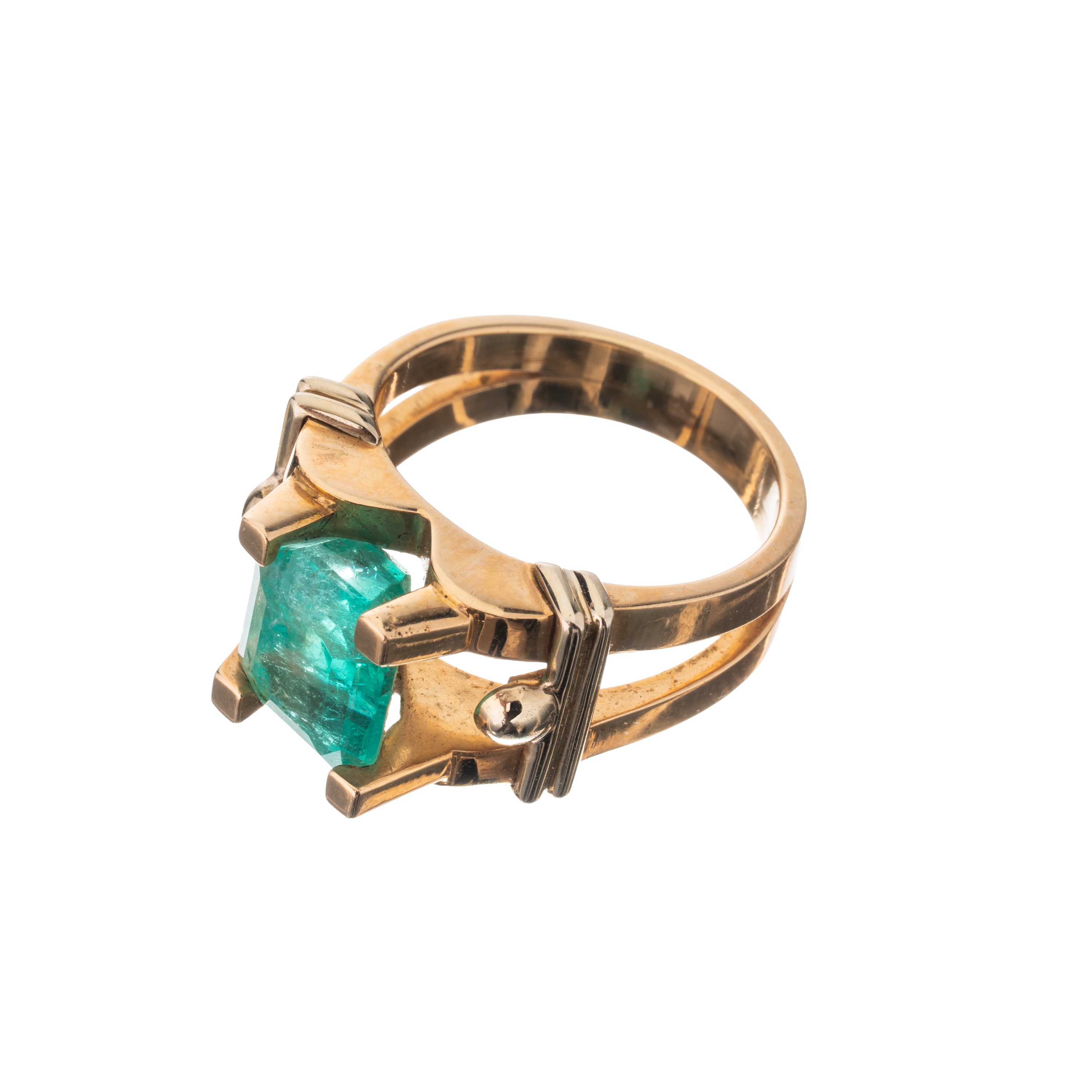 Anello in oro giallo 18 kt con smeraldo (Colombia) e punzone 58 ts