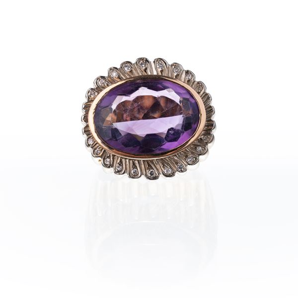 ANELLO IN ORO GIALLO 18 KT CON AMETISTA E DIAMANTI