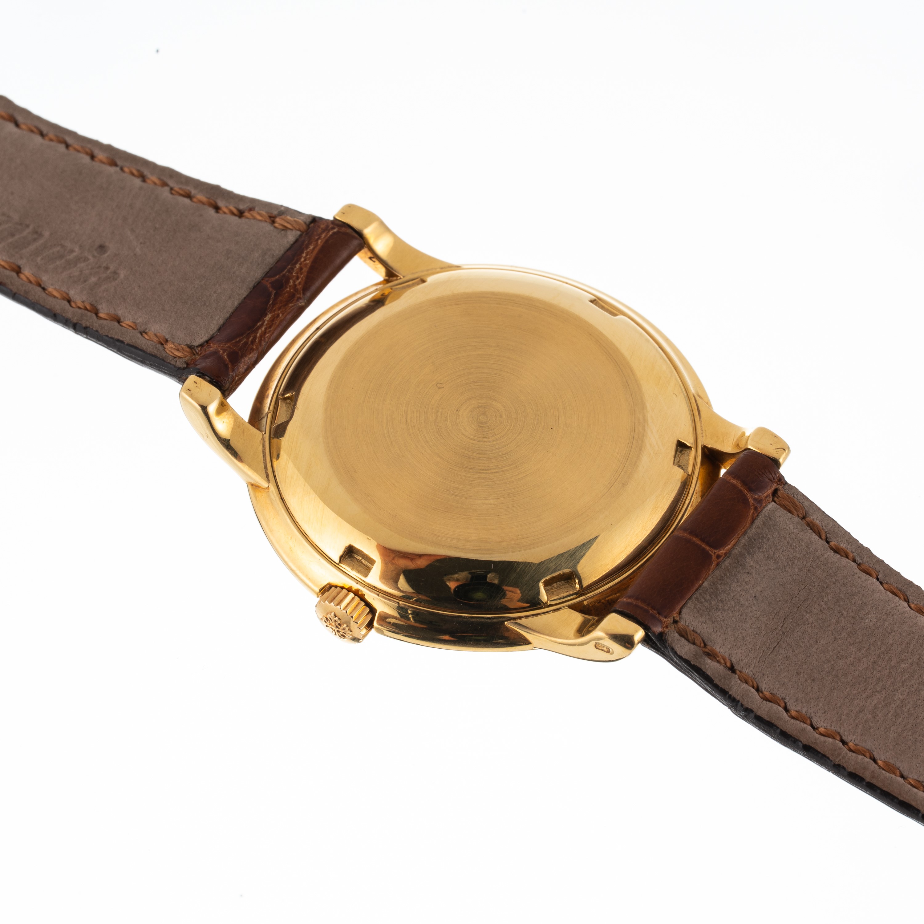 Patek Philippe - Calatrava, orologio solo tempo in oro giallo 18 kt con quadrante argenté e picco...