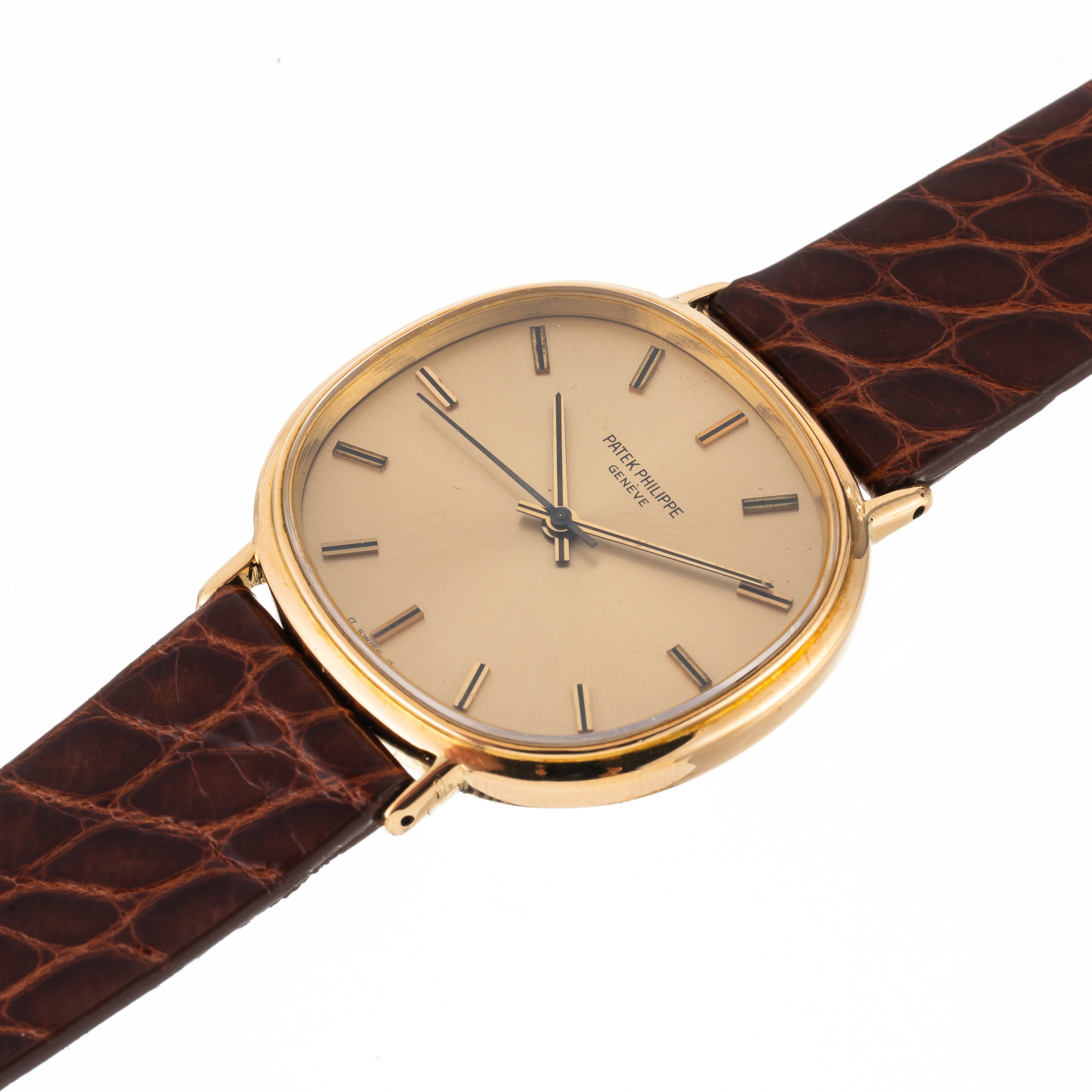 Patek Philippe - Ellipse 3586/1 orologio solo tempo automatico in oro giallo 18 kt