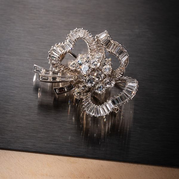 SPILLA IN PLATINO CON DIAMANTI