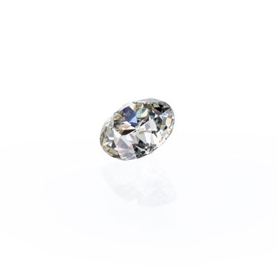 Diamante, taglio brillante, ct 2,929, colore K, purezza I1