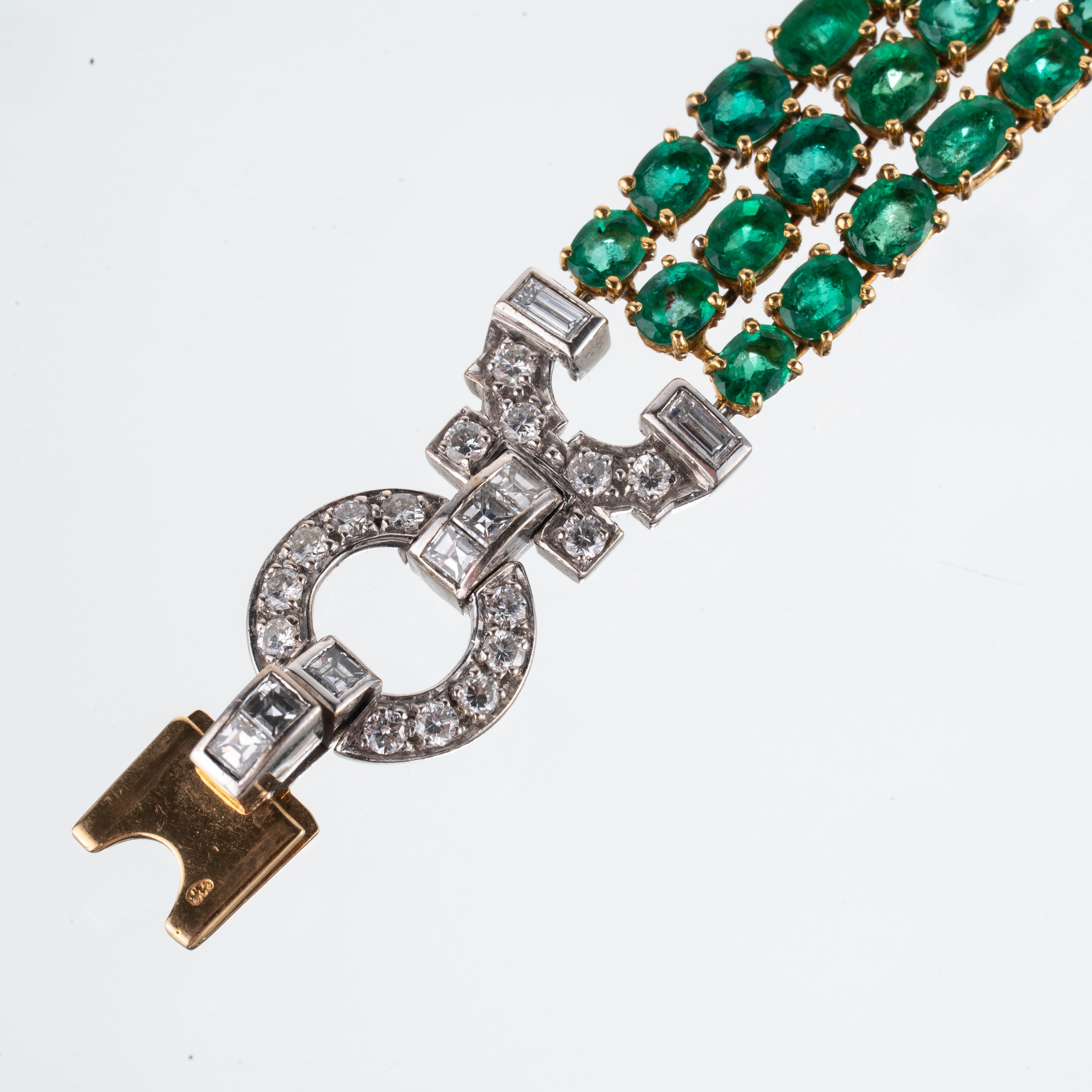 Bracciale in oro bianco 18 kt con smeraldi ovali e diamanti
