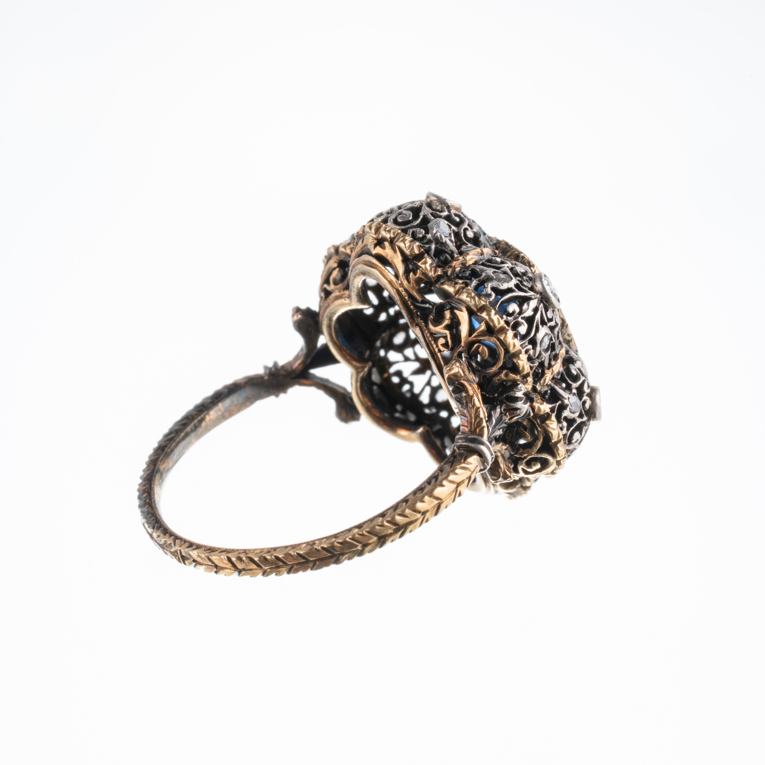 M. Buccellati - Anello in oro giallo 18 kt e argento con zaffiro