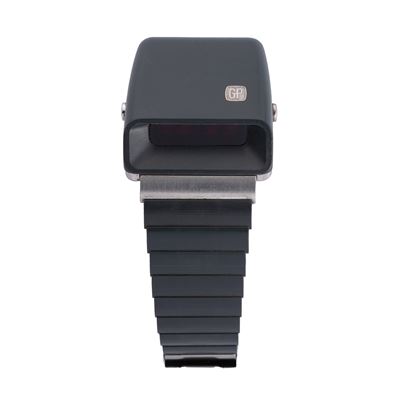 Girard-Perregaux, Casquette 9931 "Only Time" al quarzo con display LCD